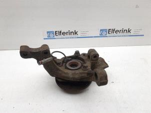 Gebruikte Asschenkel links-voor Opel Astra H GTC (L08) 1.8 16V Prijs € 40,00 Margeregeling aangeboden door Auto Demontage Elferink B.V.