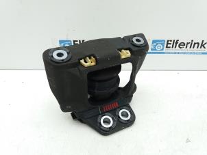 Gebruikte Motorsteun Volvo V90 Cross Country (PZ) 2.0 D5 16V AWD Prijs € 50,00 Margeregeling aangeboden door Auto Demontage Elferink B.V.