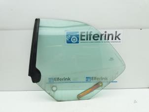 Gebruikte Ruit 2Deurs links-achter Saab 900 II (YS3D) 2.0 Si 16V Prijs € 75,00 Margeregeling aangeboden door Auto Demontage Elferink B.V.