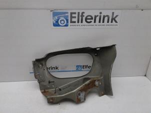 Gebruikte Koplampframe rechts Saab 9-3 II Sport Sedan (YS3F) 1.8t 16V Prijs € 50,00 Margeregeling aangeboden door Auto Demontage Elferink B.V.