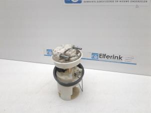 Gebruikte Tank element Pomp Volvo S40 (VS) 1.8 16V Prijs € 40,00 Margeregeling aangeboden door Auto Demontage Elferink B.V.