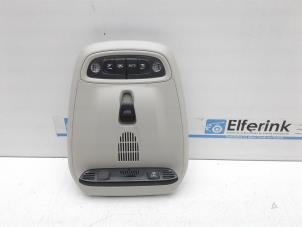 Gebruikte Binnenverlichting voor Volvo V40 Cross Country (MZ) 1.5 T3 16V Geartronic Prijs € 40,00 Margeregeling aangeboden door Auto Demontage Elferink B.V.