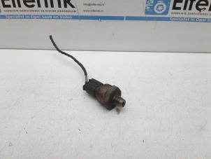 Gebruikte Remdrukverdeler Volvo S60 I (RS/HV) 2.4 D5 20V Prijs € 25,00 Margeregeling aangeboden door Auto Demontage Elferink B.V.