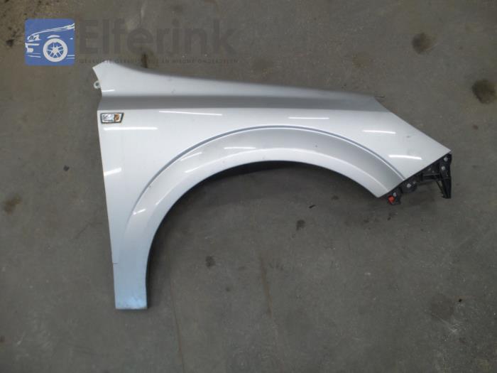 Front wing, right Opel Astra