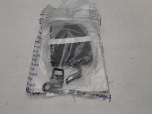 Gebruikte Diversen Volvo C30 (EK/MK) 1.6 16V Prijs € 25,00 Margeregeling aangeboden door Auto Demontage Elferink B.V.