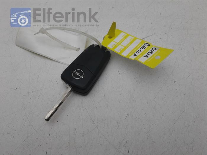 Schlüssel Opel Corsa  Elferink - Spezialist für Opel, Saab und Volvo