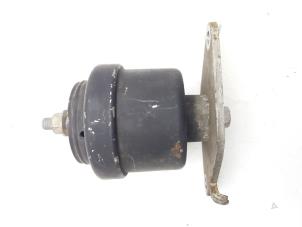 Gebruikte Motorrubber Saab 9-5 (YS3E) 2.3t 16V Prijs € 25,00 Margeregeling aangeboden door Auto Demontage Elferink B.V.