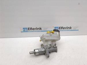 Gebruikte Hoofdremcilinder Saab 9-5 (YS3G) 2.0 T XWD Biopower 16V Prijs € 25,00 Margeregeling aangeboden door Auto Demontage Elferink B.V.