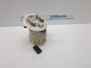 Gebruikte Tankvlotter Opel Astra H GTC (L08) 1.7 CDTi 16V Prijs € 25,00 Margeregeling aangeboden door Auto Demontage Elferink B.V.