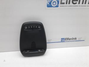 Gebruikte Binnenverlichting voor Volvo V40 (MV) 2.0 D4 16V Prijs € 25,00 Margeregeling aangeboden door Auto Demontage Elferink B.V.