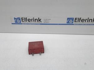 Gebruikte Relais Saab 900 I 2.0 i 16V Prijs € 25,00 Margeregeling aangeboden door Auto Demontage Elferink B.V.
