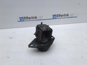 Gebruikte Motorsteun Saab 900 I 2.0i Turbo 16V Prijs € 40,00 Margeregeling aangeboden door Auto Demontage Elferink B.V.