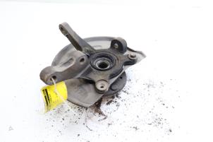 Gebruikte Asschenkel rechts-voor Volvo V40 (VW) 1.9 TD Prijs € 50,00 Margeregeling aangeboden door Auto Demontage Elferink B.V.