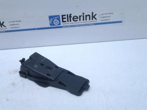 Gebruikte Computer Diversen Volvo V40 (MV) 1.6 T2 GTDi 16V Prijs € 25,00 Margeregeling aangeboden door Auto Demontage Elferink B.V.