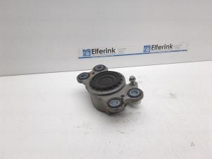 Gebruikte Motorsteun Volvo V60 I (FW/GW) 1.6 T3 16V Prijs € 50,00 Margeregeling aangeboden door Auto Demontage Elferink B.V.