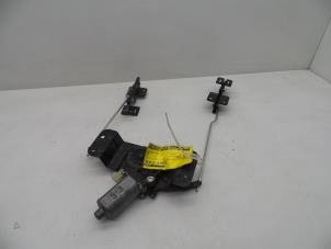 Gebruikte Cabriodak Motor Saab 9-3 Prijs € 100,00 Margeregeling aangeboden door Auto Demontage Elferink B.V.