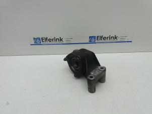 Gebruikte Motorsteun Saab 9-5 (YS3G) 2.0 T 16V Biopower Prijs € 25,00 Margeregeling aangeboden door Auto Demontage Elferink B.V.