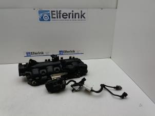 Gebruikte Spruitstuk Inlaat Saab 9-5 (YS3G) 2.0 TiD 16V Prijs € 175,00 Margeregeling aangeboden door Auto Demontage Elferink B.V.