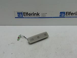 Gebruikte Microfoon Lynk &amp; Co 01 1.5 PHEV Prijs € 50,00 Margeregeling aangeboden door Auto Demontage Elferink B.V.