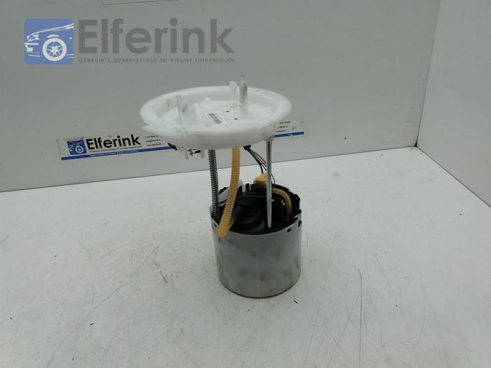 Brandstofpomp Elektrisch van een Lynk & Co 01 1.5 PHEV 2022