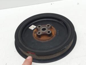 Gebruikte Poelie Krukas Volvo V90 Cross Country (PZ) 2.0 T5 16V AWD Prijs € 50,00 Margeregeling aangeboden door Auto Demontage Elferink B.V.