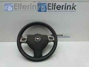 Gebruikte Stuurwiel Opel Zafira B Prijs € 50,00 Margeregeling aangeboden door Auto Demontage Elferink B.V.