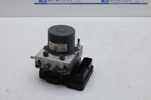 Gebruikte ABS Pomp Opel Grandland (X) 1.2 Turbo 12V Prijs € 125,00 Margeregeling aangeboden door Auto Demontage Elferink B.V.