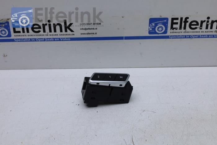 Electric seat switch Lynk & Co 01