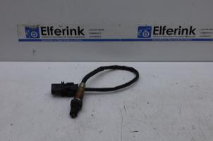 Gebruikte Lambda Sonde Volvo XC70 (SZ) XC70 2.4 D5 20V Prijs € 40,00 Margeregeling aangeboden door Auto Demontage Elferink B.V.