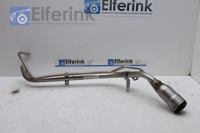 Fuel tank filler pipe Lynk & Co 01
