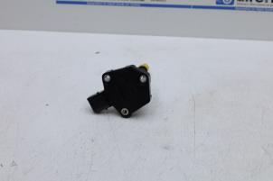 Gebruikte Olie niveau sensor Lynk &amp; Co 01 1.5 Prijs € 50,00 Margeregeling aangeboden door Auto Demontage Elferink B.V.