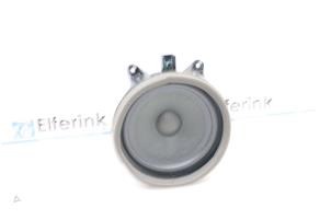 Gebruikte Luidspreker Lynk &amp; Co 01 1.5 Prijs € 25,00 Margeregeling aangeboden door Auto Demontage Elferink B.V.