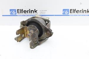 Gebruikte Motorrubber Saab 900 I 2.0 i 16V Prijs € 25,00 Margeregeling aangeboden door Auto Demontage Elferink B.V.