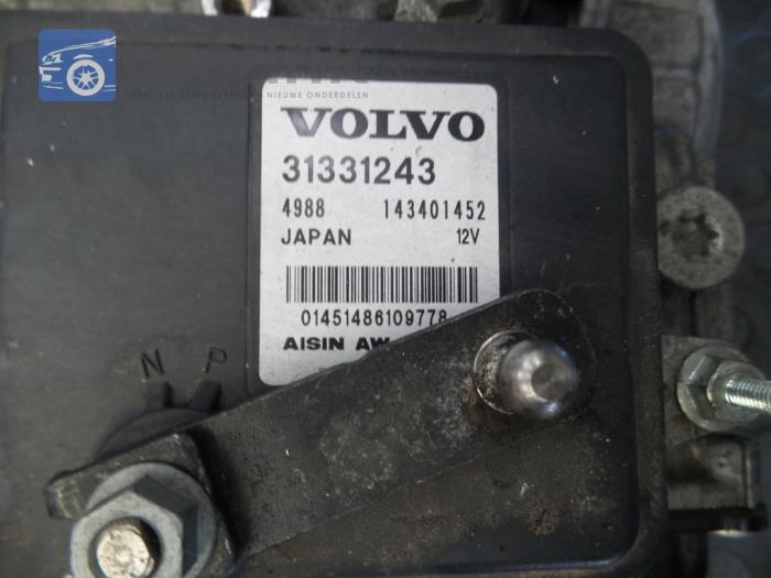 Versnellingsbak van een Volvo S80 (AR/AS) 2.0 D4 16V 2014