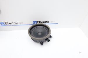 Gebruikte Luidspreker Lynk &amp; Co 01 1.5 PHEV Prijs € 25,00 Margeregeling aangeboden door Auto Demontage Elferink B.V.