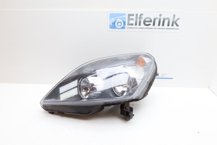 Koplamp links Opel Zafira B