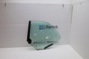 Gebruikte Ruit 2Deurs links-achter Saab 9-3 I (YS3D) 2.0t 16V Ecopower Prijs € 75,00 Margeregeling aangeboden door Auto Demontage Elferink B.V.