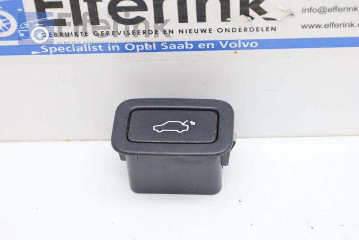 Schakelaar achterklep Volvo XC60