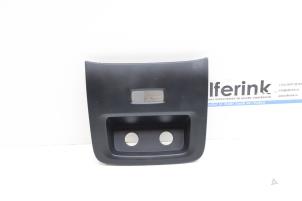 Gebruikte Middenconsoles Volvo V90 II (PW) 2.0 B5 Mild Hybrid Geartronic 16V Prijs € 25,00 Margeregeling aangeboden door Auto Demontage Elferink B.V.