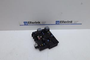 Gebruikte Zekeringkast Volvo V90 II (PW) 2.0 B5 Mild Hybrid Geartronic 16V Prijs € 50,00 Margeregeling aangeboden door Auto Demontage Elferink B.V.