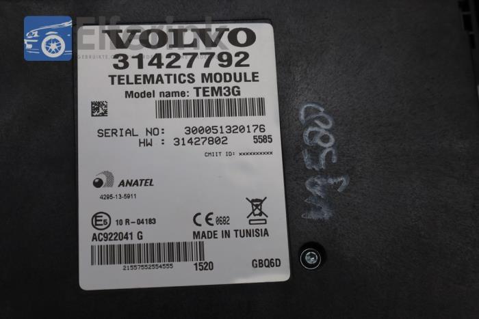 Telefoon Module van een Volvo V60 Cross Country I (FZ) 2.4 D4 20V AWD 2016