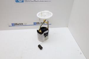 Gebruikte Benzinepomp Lynk &amp; Co 01 1.5 PHEV Prijs € 235,00 Margeregeling aangeboden door Auto Demontage Elferink B.V.