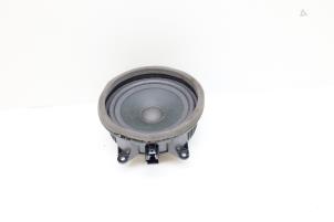 Gebruikte Luidspreker Lynk &amp; Co 01 1.5 PHEV Prijs € 25,00 Margeregeling aangeboden door Auto Demontage Elferink B.V.