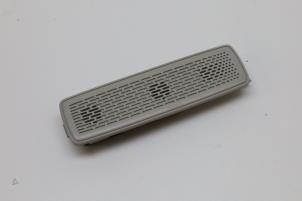 Gebruikte Microfoon Lynk &amp; Co 01 1.5 PHEV Prijs € 40,00 Margeregeling aangeboden door Auto Demontage Elferink B.V.