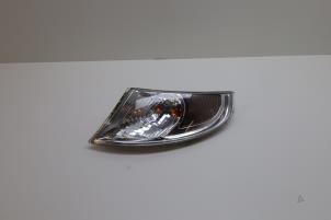 Gebruikte Clignoteur links Saab 9-5 (YS3E) 2.3t 16V Prijs € 25,00 Margeregeling aangeboden door Auto Demontage Elferink B.V.