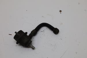 Gebruikte Brandstof Drukregelaar Saab 900 Prijs € 50,00 Margeregeling aangeboden door Auto Demontage Elferink B.V.
