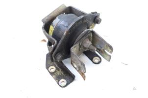 Gebruikte Motorsteun Saab 900 I Combi Coupé 2.0 Turbo 16V Prijs € 25,00 Margeregeling aangeboden door Auto Demontage Elferink B.V.