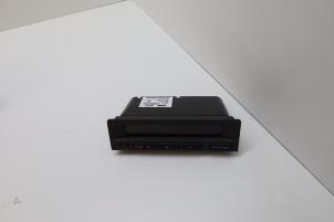 Gebruikte Boordcomputer Saab 9-5 Estate (YS3E) 2.0t 16V Prijs € 125,00 Margeregeling aangeboden door Auto Demontage Elferink B.V.