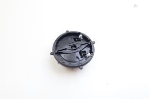 Gebruikte Spiegel motor links Volvo C70 (MC) 2.0 D 16V Prijs € 25,00 Margeregeling aangeboden door Auto Demontage Elferink B.V.