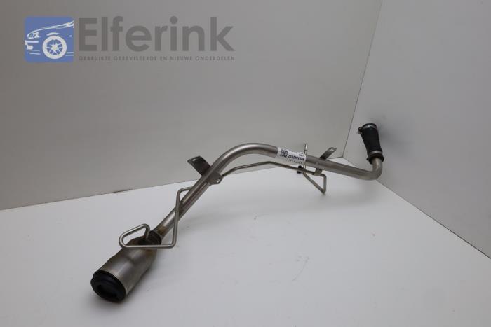 Fuel tank filler pipe Lynk & Co 01